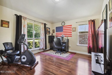 Beautiful 4br/3ba home nestled on a waterfront lot with - photo 7