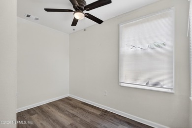 Fully renovated bungalow in central Jacksonville -- just minutes - photo 8