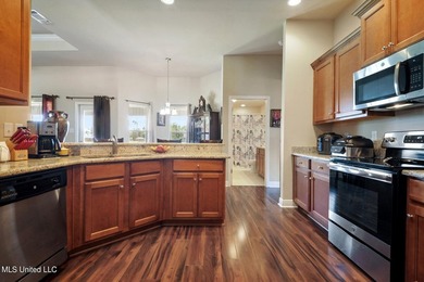 Beautiful 4br/3ba home nestled on a waterfront lot with - photo 9