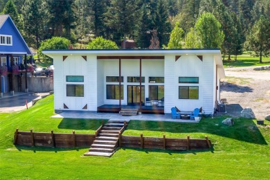Lake Home ActiveUnderContr in Lakeside, Montana