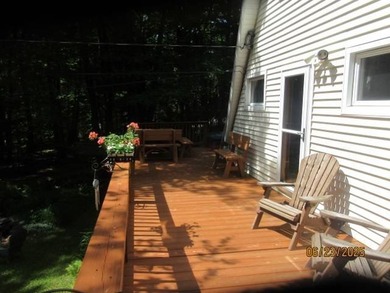 Want a piece of iconic history? This 3 BR 1 bath year round - photo 3