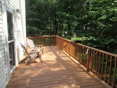 Want a piece of iconic history? This 3 BR 1 bath year round - photo 4