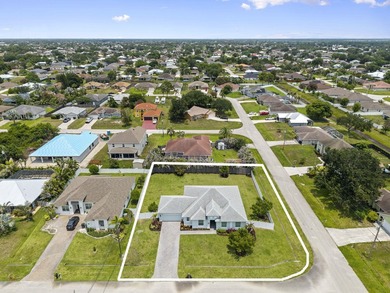 Welcome to this exceptional 2022 custom-built 4-bedroom, 3-bath - photo 4