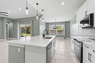 Welcome to this exceptional 2022 custom-built 4-bedroom, 3-bath - photo 9