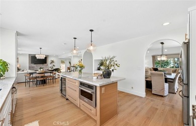Wow! Very few homes truly check all the boxes, but this one does - photo 3