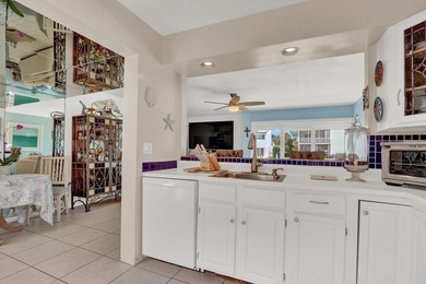 Light and bright Waterfront Condo with beautiful canal and boat - photo 21