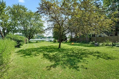 Enjoy peaceful lakefront living in this charming 2-bedroom - photo 22
