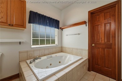Welcome home to easy living! This beautifully designed home - photo 23