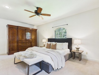 Exceptional Lane Ranch home featuring a 3BR/3BA main residence - photo 32