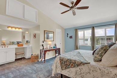 Light and bright Waterfront Condo with beautiful canal and boat - photo 37