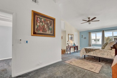 Light and bright Waterfront Condo with beautiful canal and boat - photo 38
