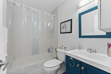 Beautiful 2/2 all updated Villa at gated community 55+ Whisper - photo 15