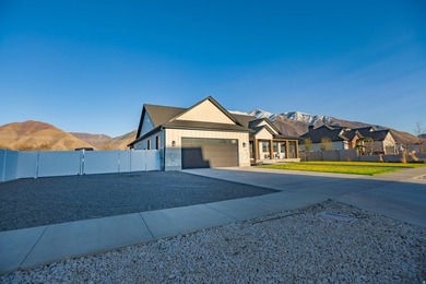 The pinnacle of craftsmanship, this custom palatial rambler - photo 4