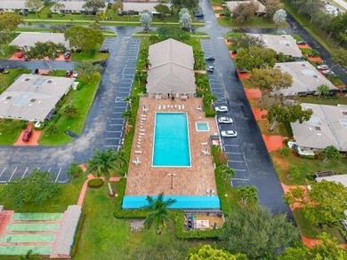 Beautiful 2/2 all updated Villa at gated community 55+ Whisper - photo 30