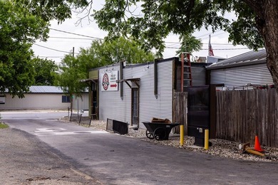 Positioned along one of Kerrville's most recognizable and - photo 31