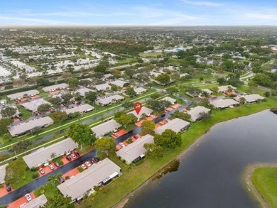 Beautiful 2/2 all updated Villa at gated community 55+ Whisper - photo 35