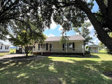 Lake Home For Sale in Hornbeak, Tennessee