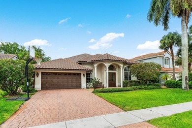 Welcome home to this impeccably maintained 4 bedroom single - photo 5