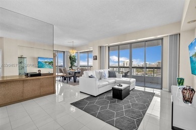 Penthouse living at Mystic Pointe Tower 200. This impeccably - photo 9