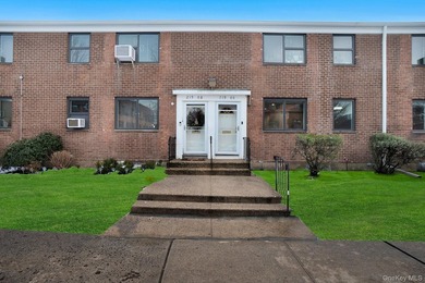 Rare Bayside Offering with Private Basement & Separate Entrance - photo 1