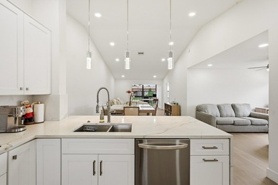 Welcome to this stunning, bright and spacious 2-bedroom - photo 5