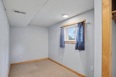 Welcome home to this beautiful 5-bedroom, 2-full bath home with - photo 23