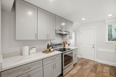 Welcome to 17250 Pine Ave - Tucked away at the end of a private - photo 25