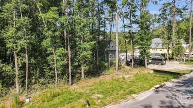 IMPROVED PRICE! 132 Waldburg Way is a great opportunity to - photo 4