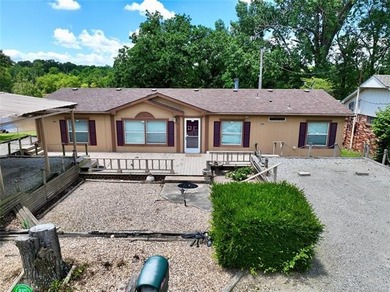 Lake Home For Sale in Eufaula, Oklahoma