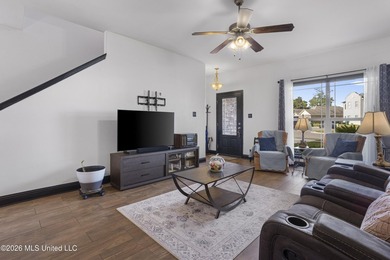 Don't miss this great Home Near the Beach! This refreshed - photo 5