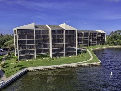 Wake up to breathtaking sunrise views over the ICW - Lake Worth - photo 3