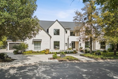 Welcome Home to this Soft Modern-Contemporary home, ready for - photo 3
