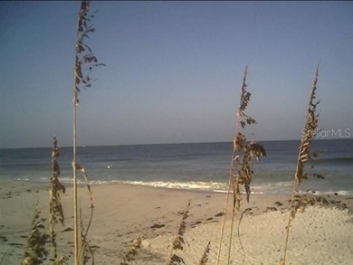 Waterfront vacant parcel with concrete seawall - Sailboat Water - photo 3