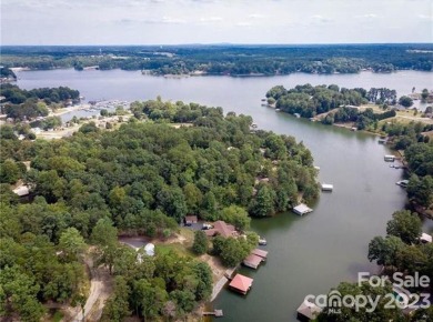 Lake Hickory Lot For Sale in Taylorsville North Carolina