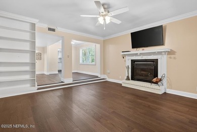 Beautifully remodeled Ortega Oaks condominium! This 2-bedroom, 1 - photo 17
