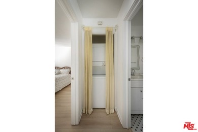 Ideally situated in Ponderosa West, this bright 1-bedroom - photo 20