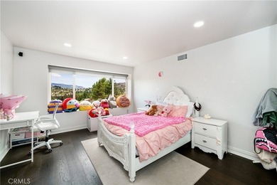 Welcome to this stunning view home in the prestigious guard - photo 25