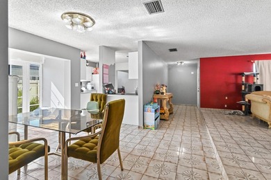 Welcome to this single-story residence located in the Coral - photo 8