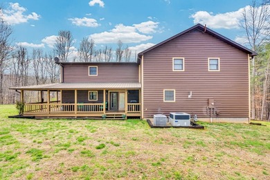 Welcome to 465 Hickory Lane, located in the desirable Woodlands - photo 5