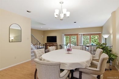 Welcome to this beautifully maintained 3-bedroom, 2.5 bath condo - photo 13