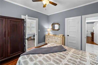 Imagine living in the heart of one of Savannah's most - photo 15