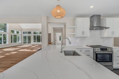Incredible 9.4‑acre oceanfront peninsula offering - photo 20