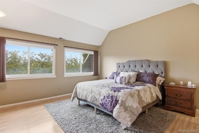 Welcome to this beautifully maintained 3-bedroom, 2.5 bath condo - photo 22