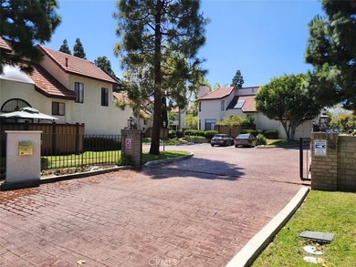 Here is the Hidden Gem you're looking for 2193 sq ft in popular - photo 26