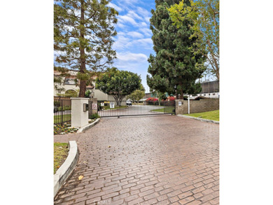 Here is the Hidden Gem you're looking for 2193 sq ft in popular - photo 27