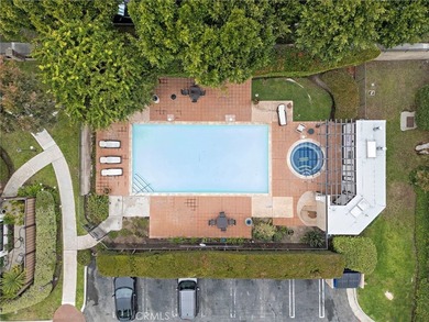 Here is the Hidden Gem you're looking for 2193 sq ft in popular - photo 29