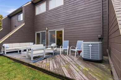 Welcome to this beautifully maintained 3-bedroom, 2.5 bath condo - photo 30
