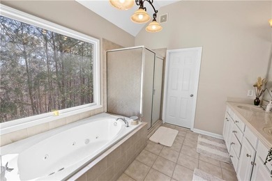 Welcome to this beautifully maintained traditional home in - photo 30
