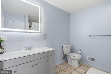 *** Agent: night worker Monday through Friday. Showings 2:00 PM - photo 34
