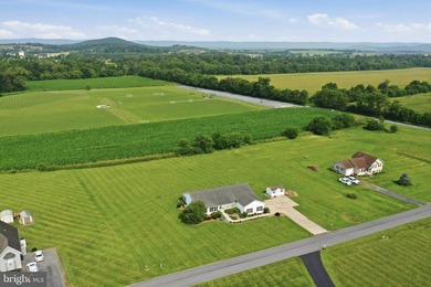 *** Agent: night worker Monday through Friday. Showings 2:00 PM - photo 44